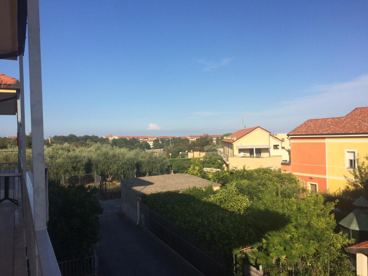Ferienwohnung A Casa Di Nonna Luciana - Trilocale Con Giardino Ceriale Exterior foto
